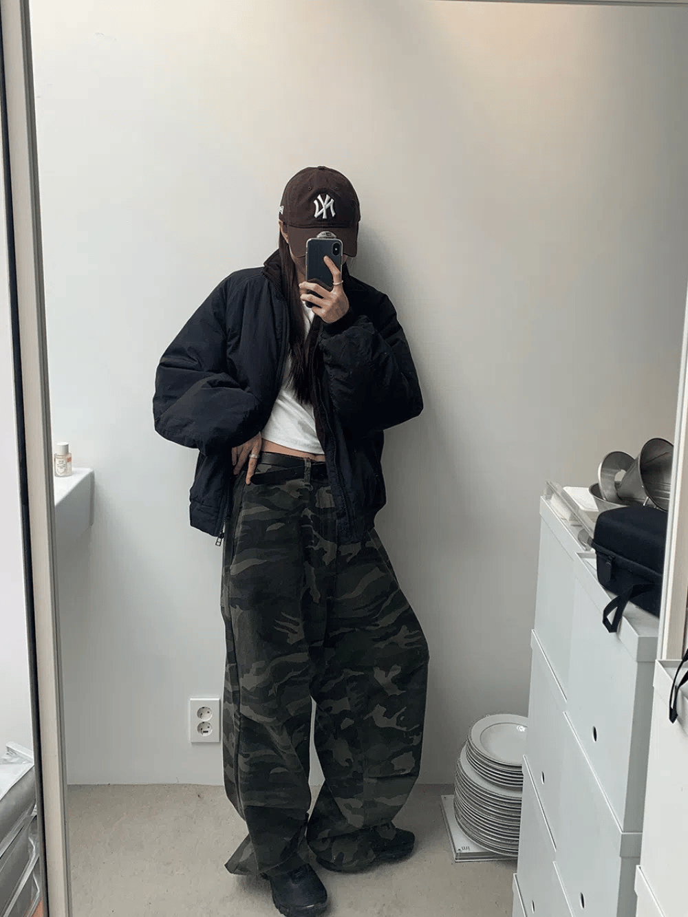 迷彩 厚磅 工裝 降落傘 彎刀褲 / 2色 - WHATEVER STUDIO