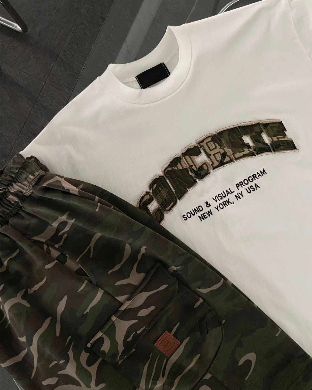 迷彩 刺繡 厚磅 寬鬆 短袖 上衣 / 2色 - WHATEVER STUDIO