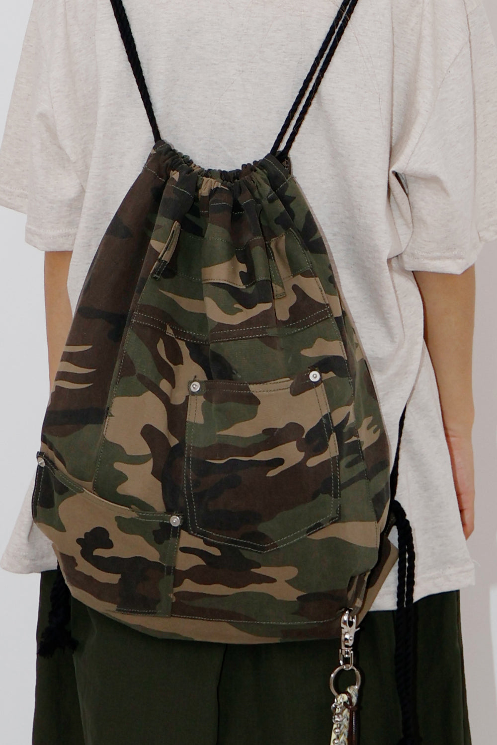 迷彩束口後背包