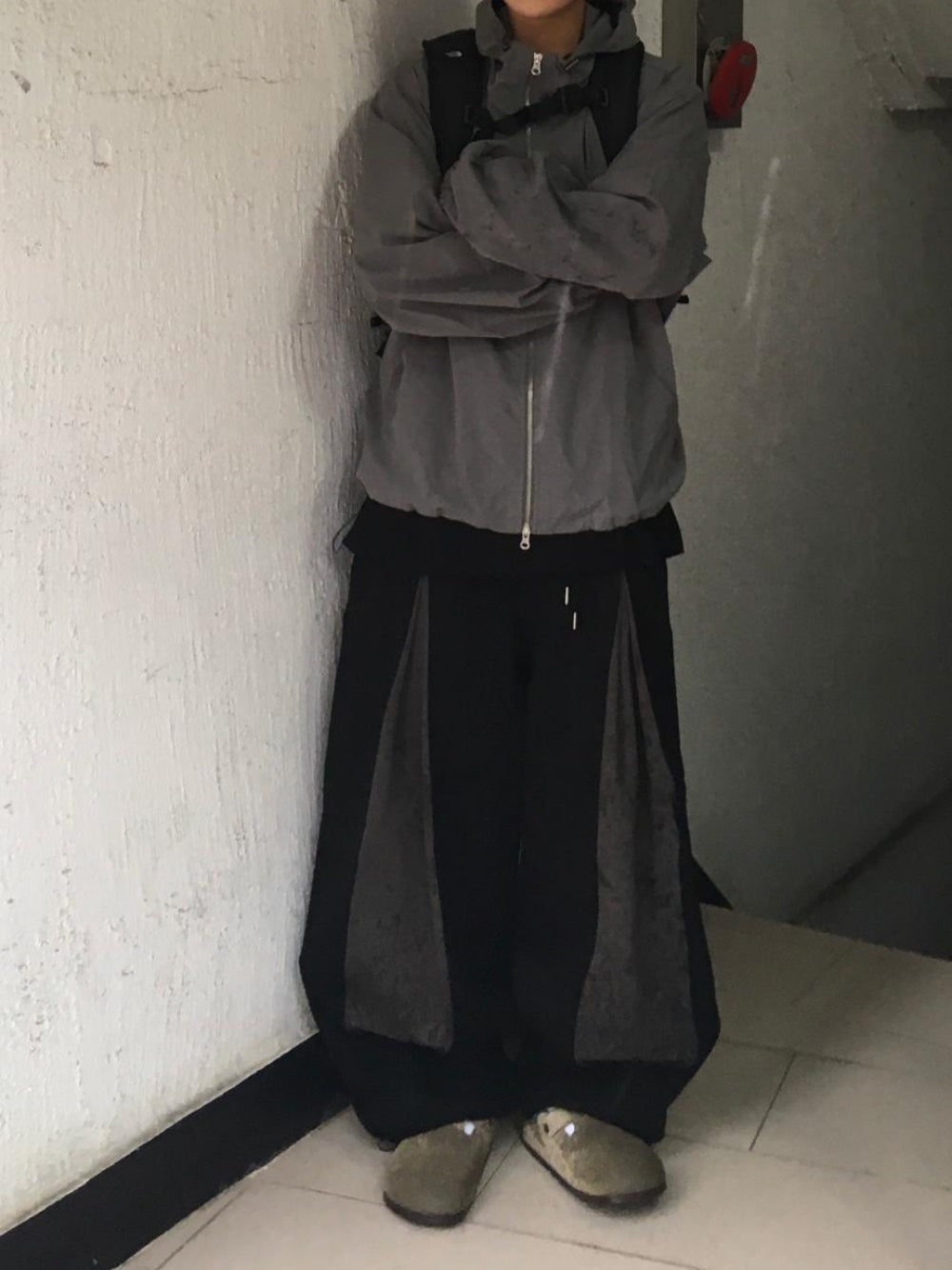 簡約 素面 抽繩 連帽 防風外套 / 2色