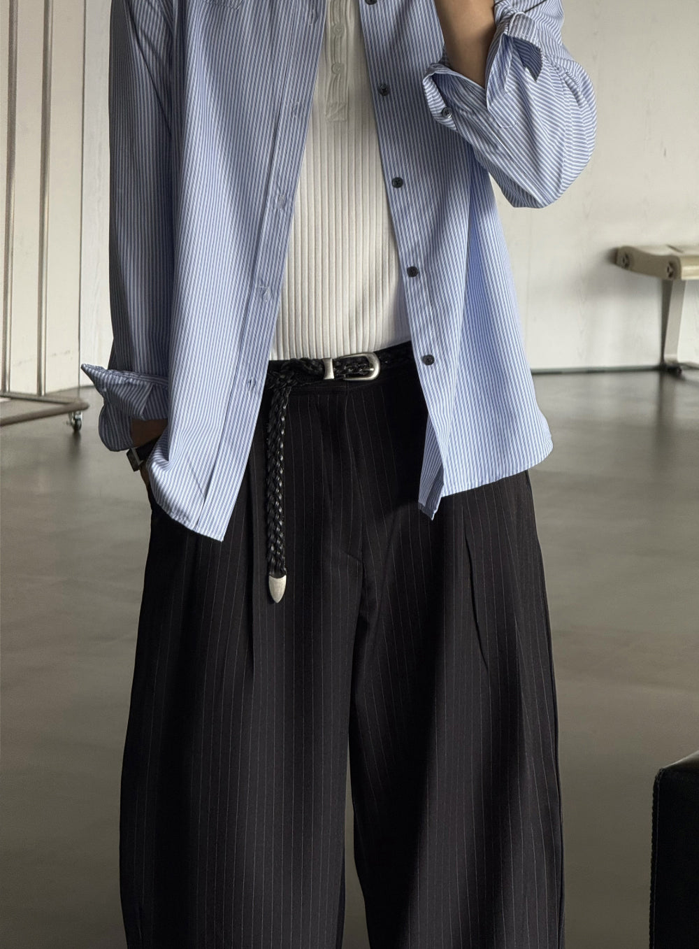 弧形 條紋 打褶 彎刀 西裝褲 / 2 色