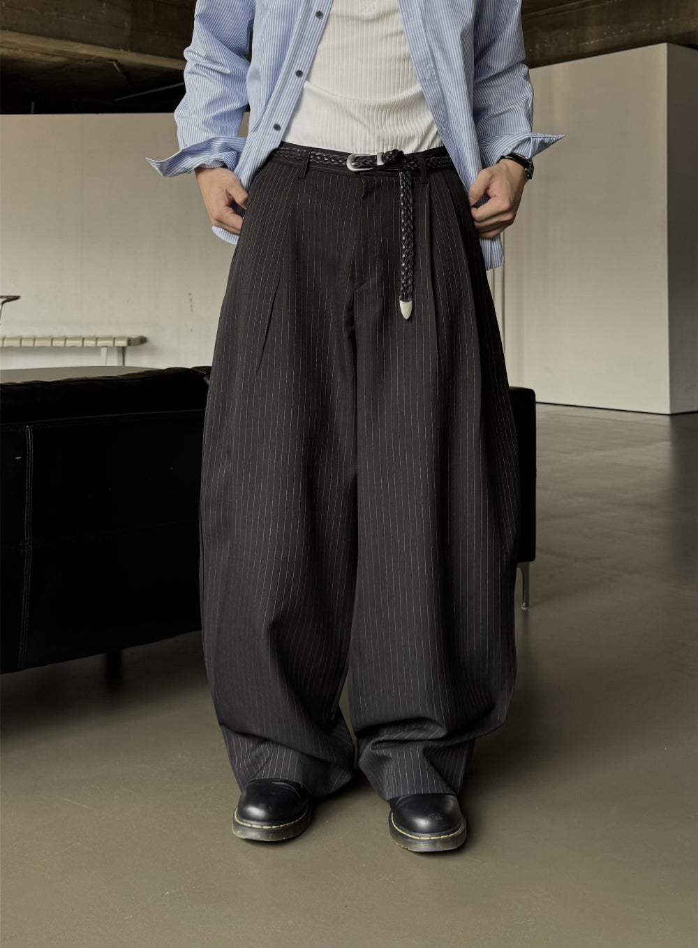 弧形 條紋 打褶 彎刀 西裝褲 / 2 色