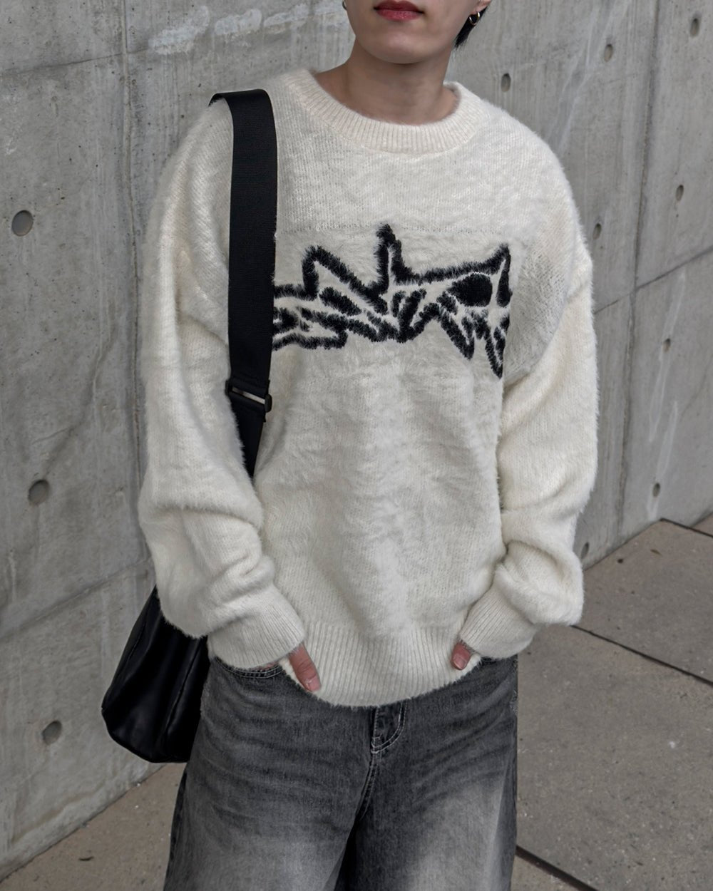 街頭 馬海毛 塗鴉 落肩 毛衣 / 3色 - WHATEVER STUDIO